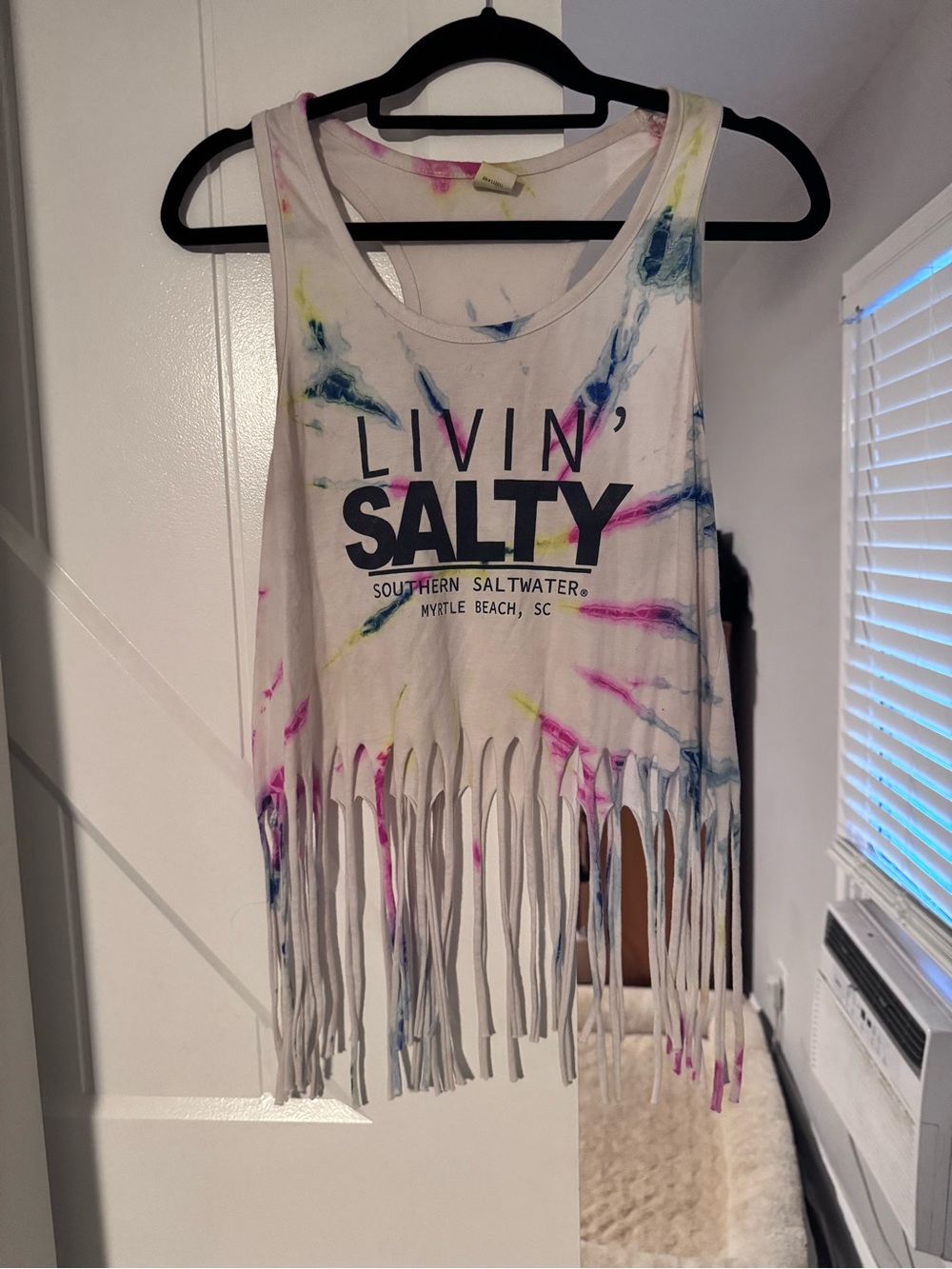 Livin' Salty Women's White Tie-Dye Fringe Crop Tank